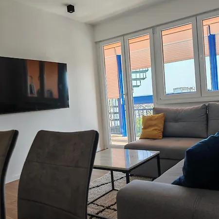 Appartement Andrej 64 *